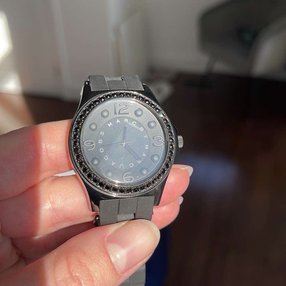 Marc Jacobs Watch - Picture 10 of 12